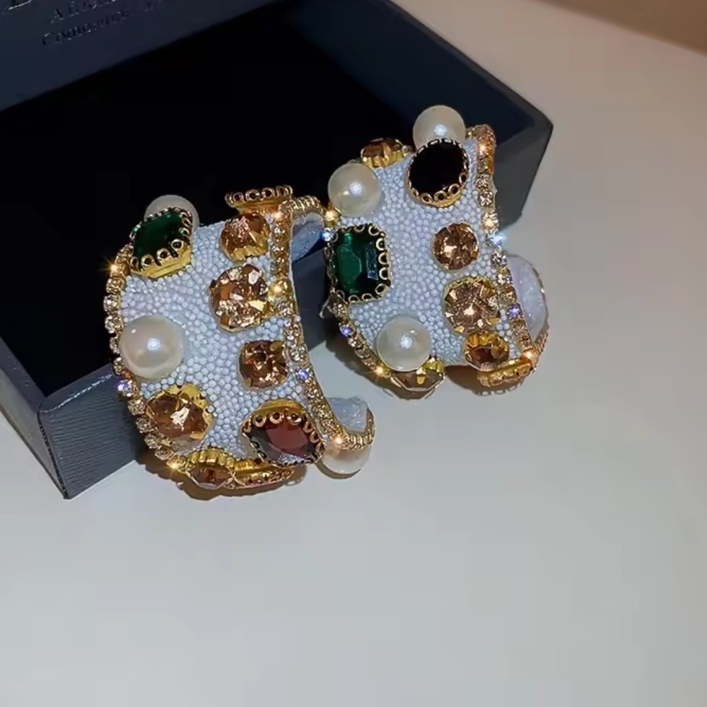 Gilded White Crystal Pearl Drop Earrings - Picture 3 of 6